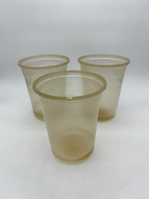 Vaso biodegradable hecho con fibra de agave.