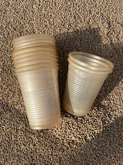 Vaso biodegradable hecho con fibra de agave.